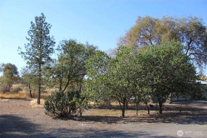 117 S Neilson Road