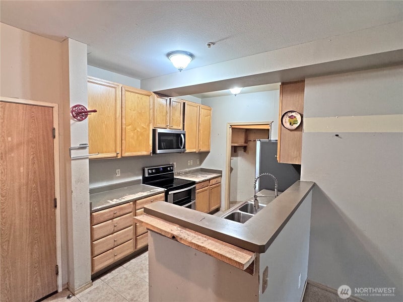 512 Darby Drive 113