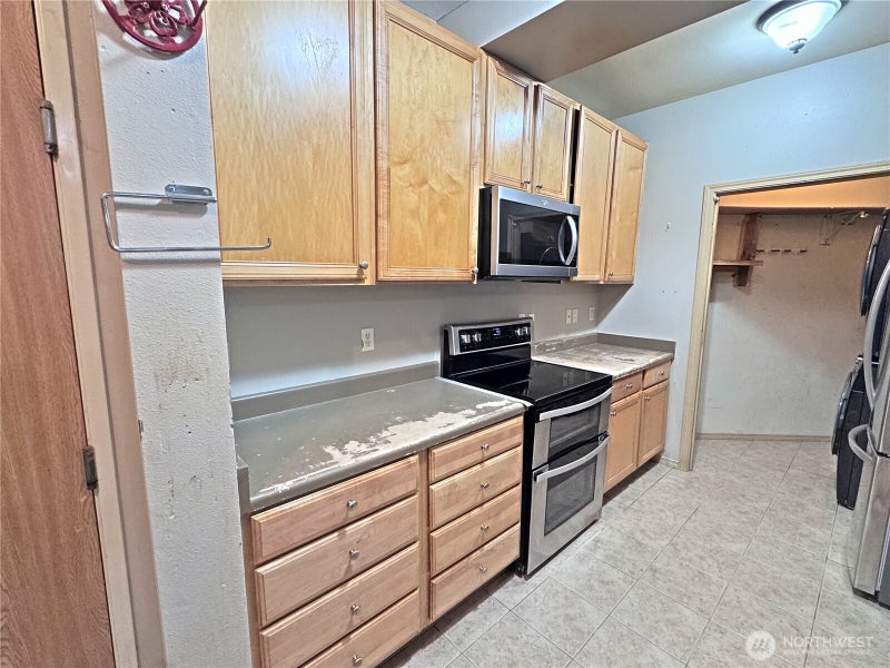 512 Darby Drive 113