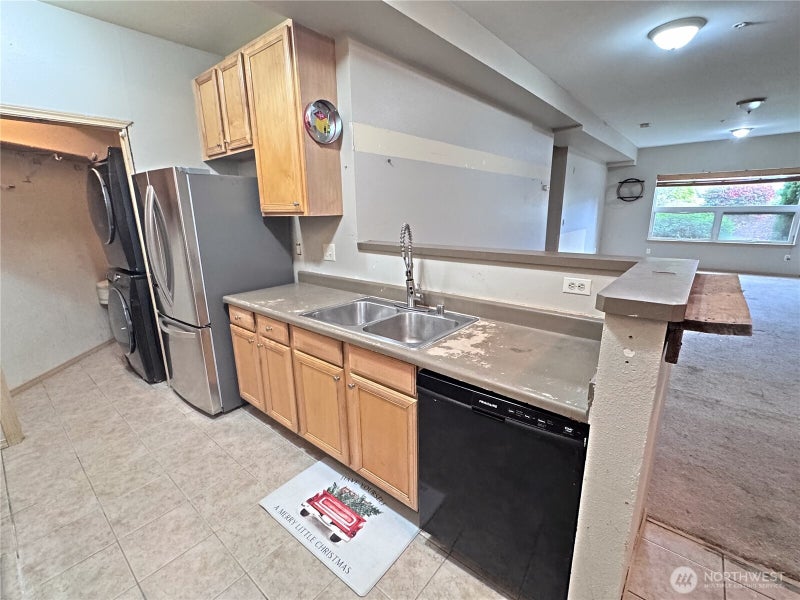 512 Darby Drive 113