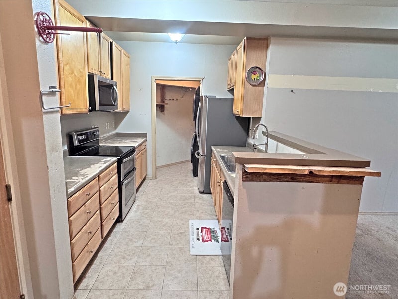 512 Darby Drive 113