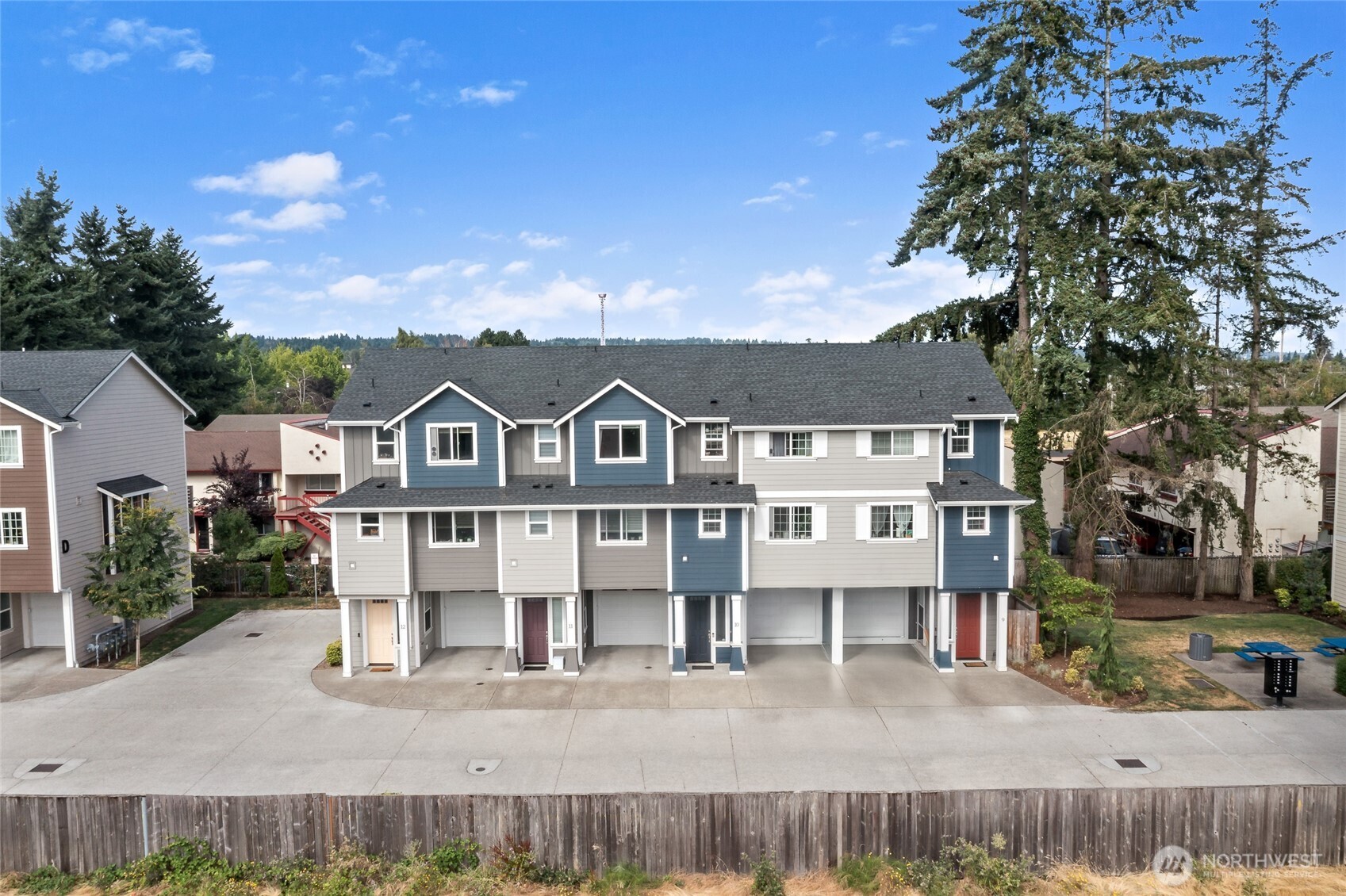 334 9th Avenue SE C11