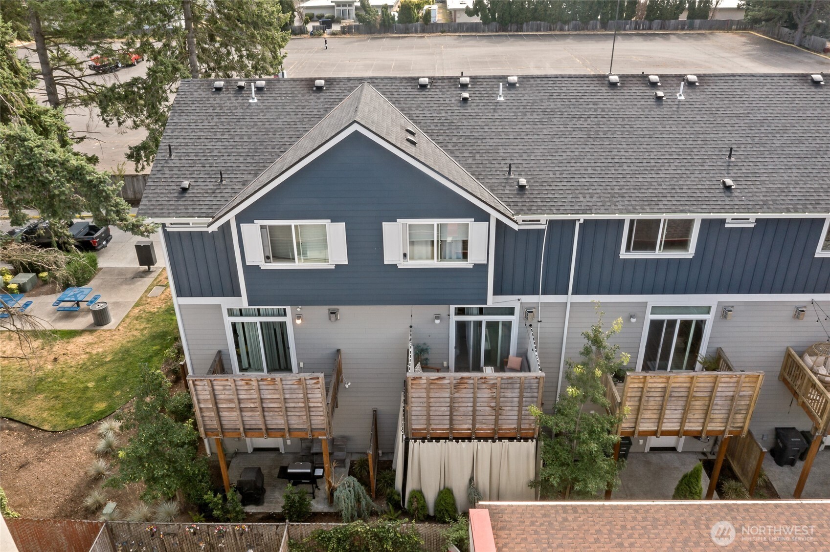 334 9th Avenue SE C11