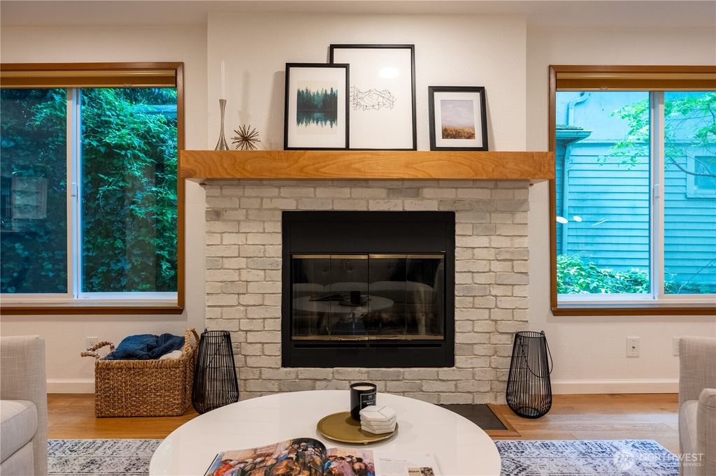 Photo of 1028 Lakeview Boulevard E #8, Seattle, WA 98102 (MLS # 2529888)