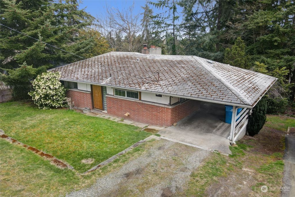 Photo of 16534 Ashworth Avenue N, Shoreline, WA 98133 (MLS # 2050967)