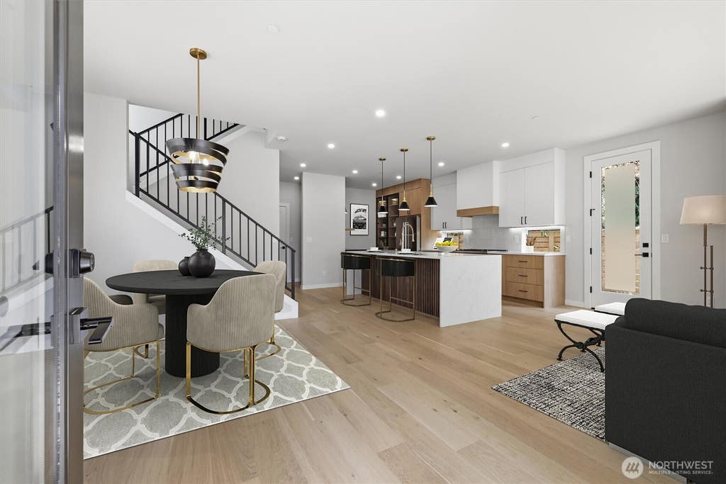 Photo of 9012 124th Lane NE, Kirkland, WA 98033 (MLS # 2574295)