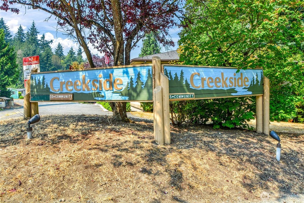 Photo of 5810 Fleming Street, Everett, WA 98203 (MLS # 2568833)