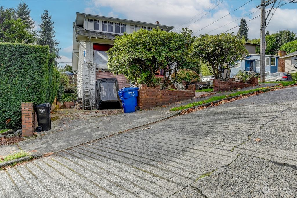 Photo of 3201 S Judkins Street, Seattle, WA 98144 (MLS # 2172336)