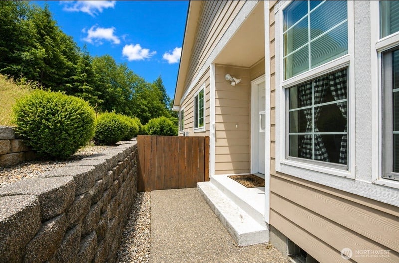 212 Brant Lane