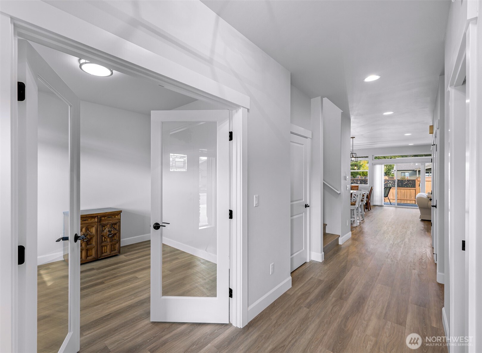 1396 Woods Point Loop