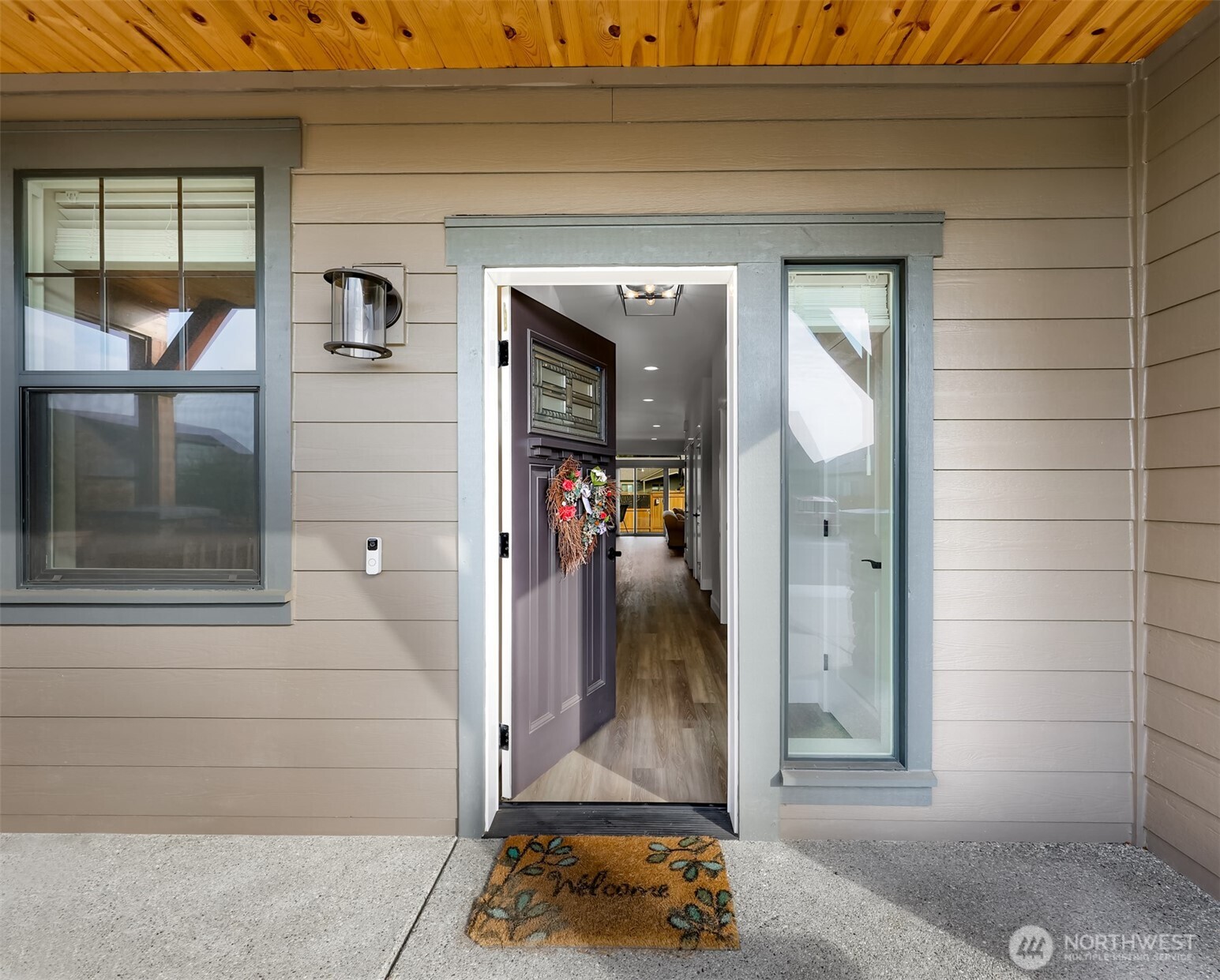 1396 Woods Point Loop