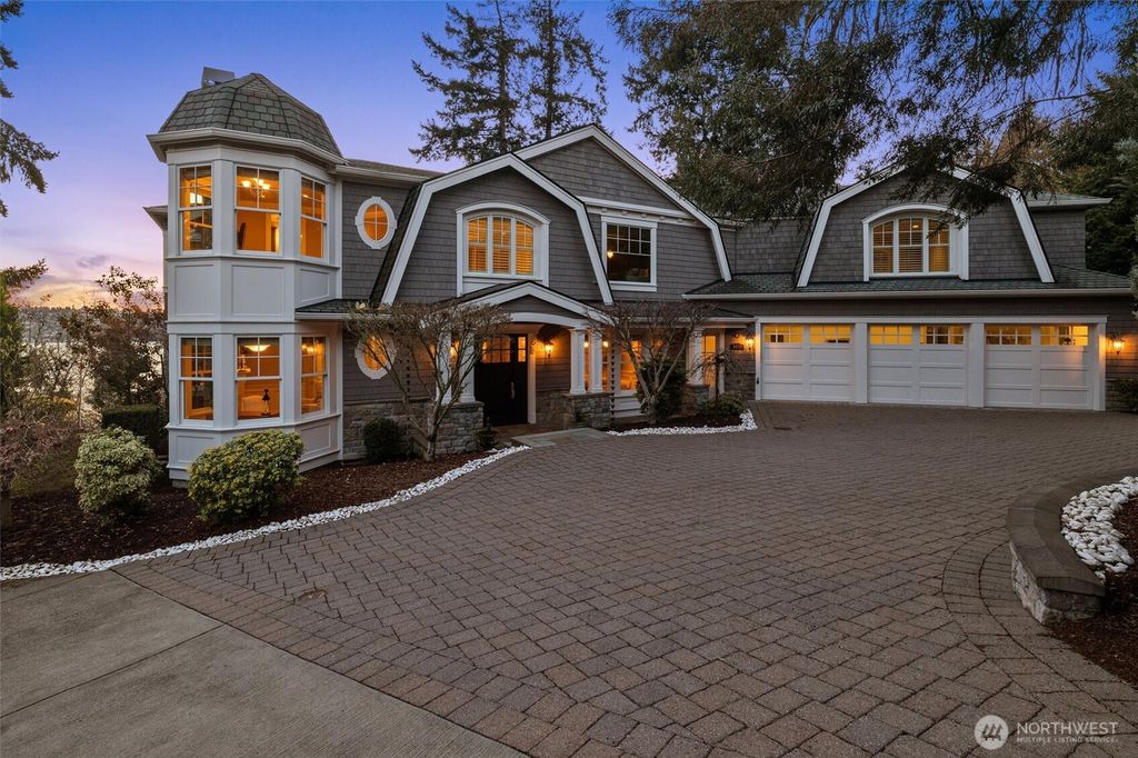 Photo of 8071 West Mercer Way, Mercer Island, WA 98040 (MLS # 2396283)
