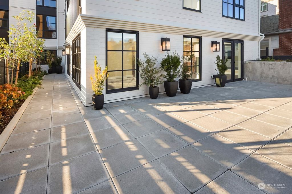 Photo of 1406 3rd Avenue W #102, Seattle, WA 98119 (MLS # 2201649)