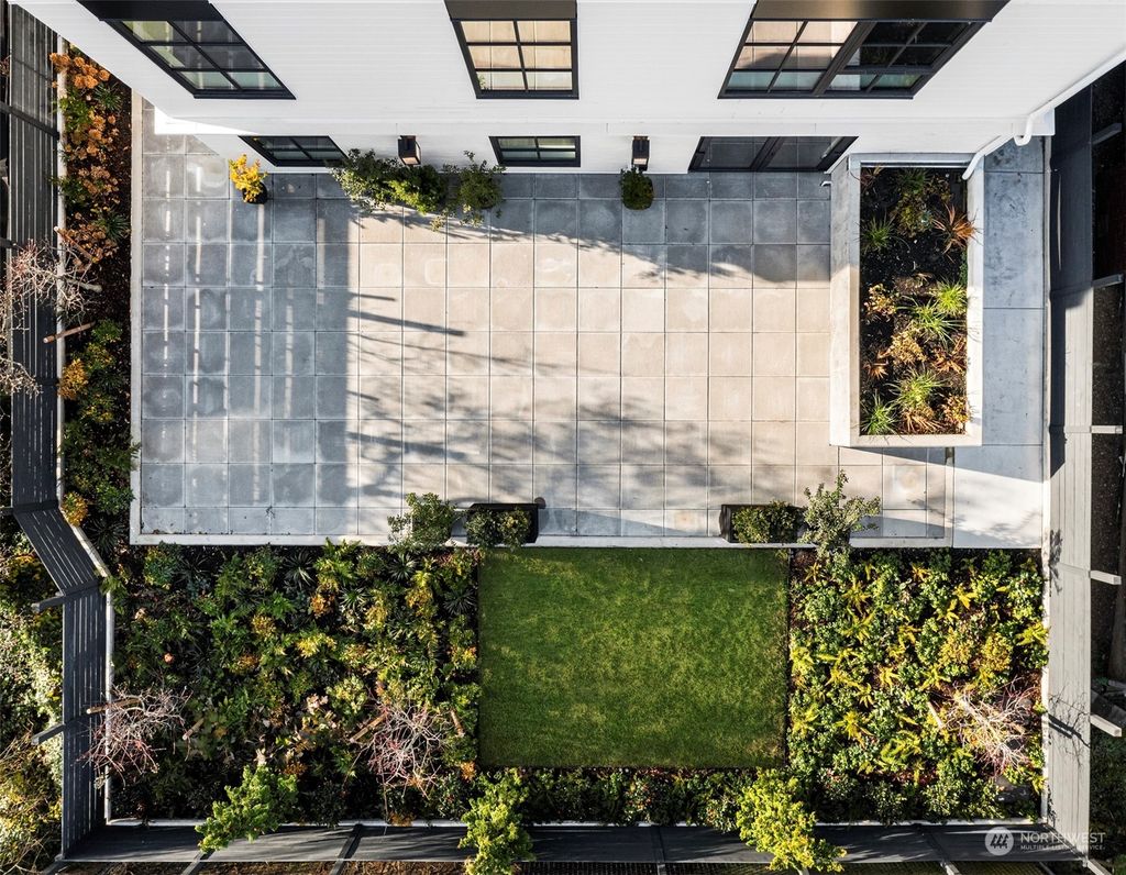 Photo of 1406 3rd Avenue W #102, Seattle, WA 98119 (MLS # 2201649)