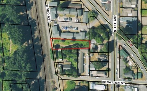 Photo of 1106 Wood Avenue, Kelso, WA 98626 (MLS # 2505999)