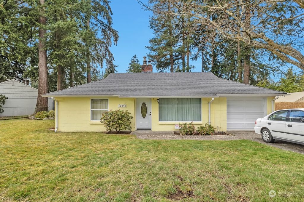 Photo of 16345 Stone Avenue N, Shoreline, WA 98133 (MLS # 2052574)