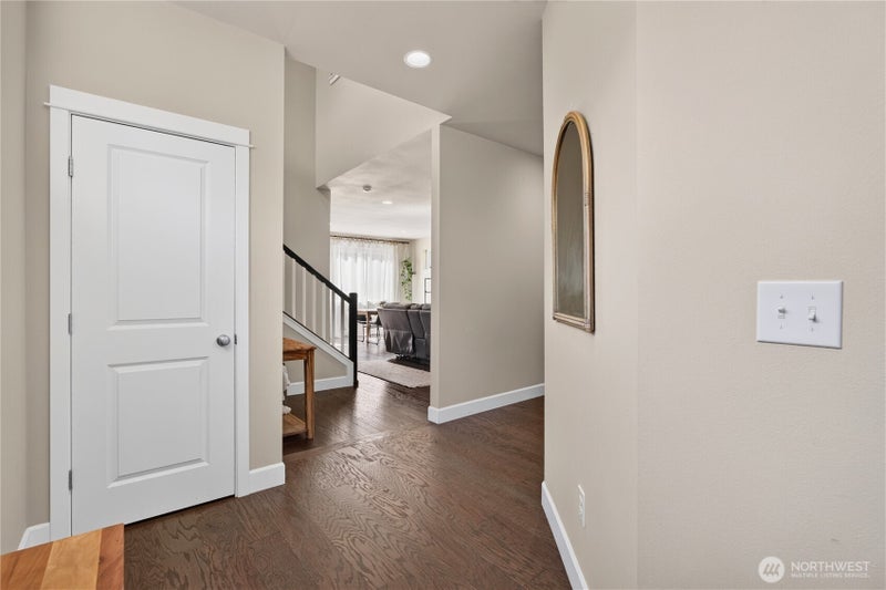 7262 85th Drive NE