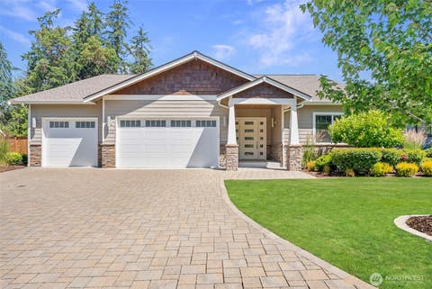 Photo of 6105 132nd Street Ct NW, Gig Harbor, WA 98332 (MLS # 2545931)