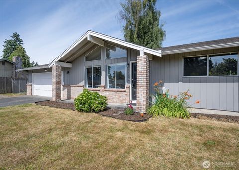 Photo of 9610 Belmont Drive, Everett, WA 98208 (MLS # 2448439) Photo of 9610 Belmont Drive, Everett, WA 98208 (MLS # 2448439)