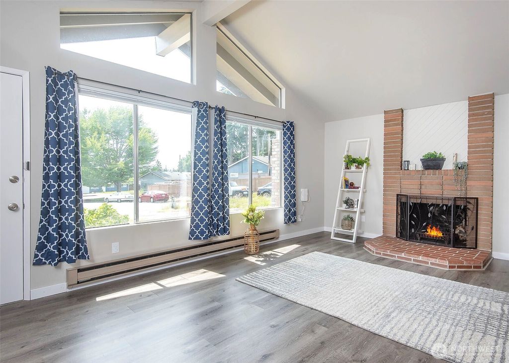 Photo of 9610 Belmont Drive, Everett, WA 98208 (MLS # 2448439)