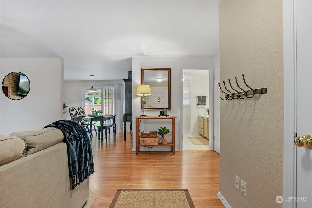 Photo of 13906 26th Avenue SE, Mill Creek, WA 98012 (MLS # 2128665)
