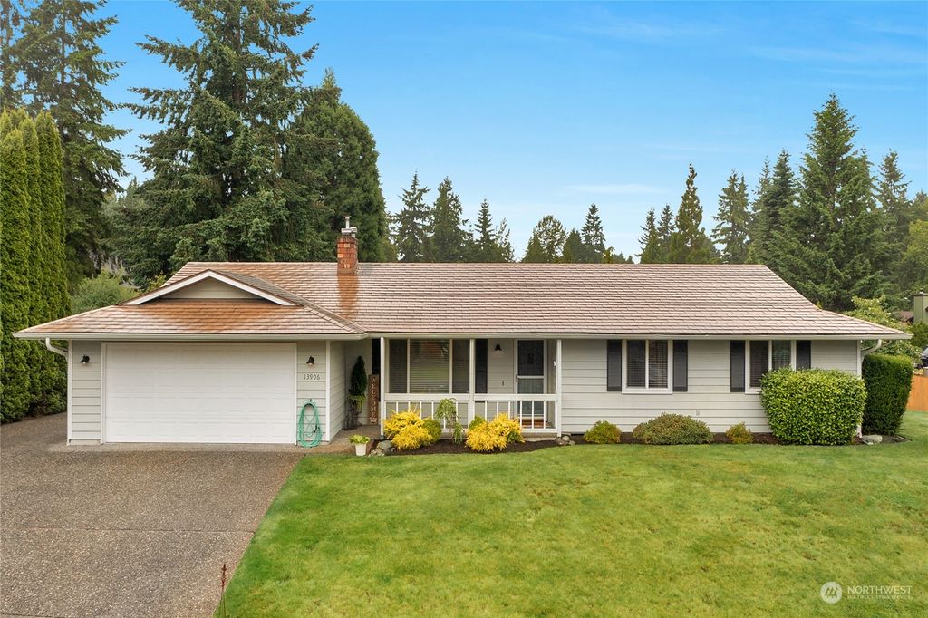 Photo of 13906 26th Avenue SE, Mill Creek, WA 98012 (MLS # 2128665)