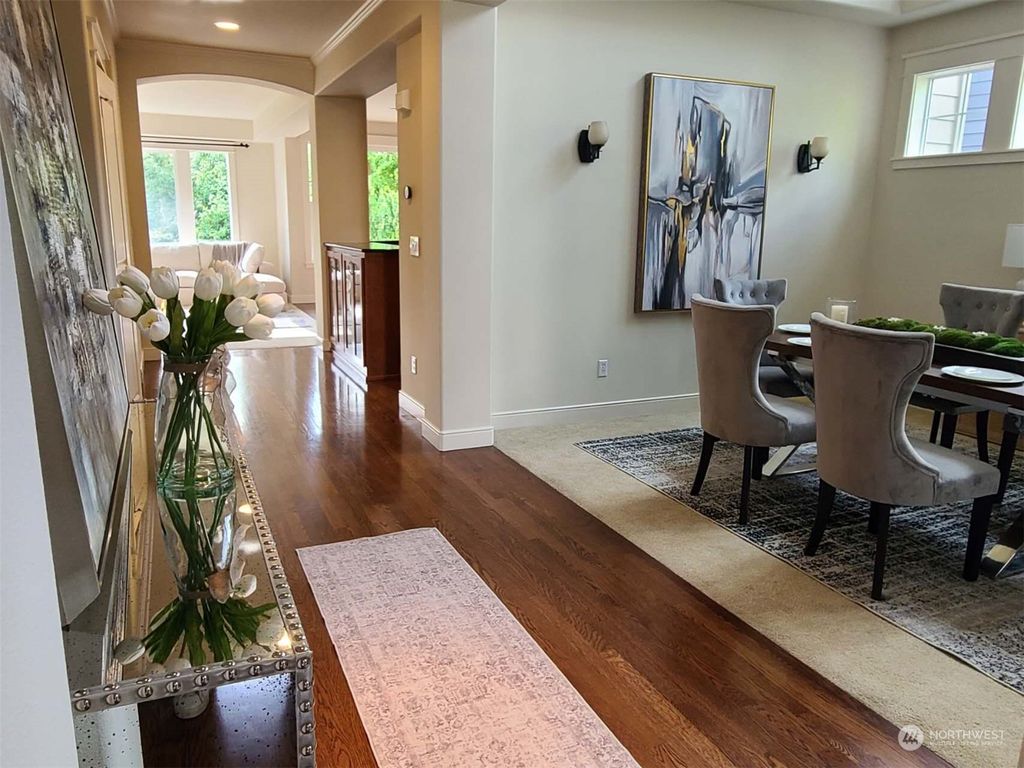 Photo of 1821 211th Avenue SE, Sammamish, WA 98075 (MLS # 2238993)