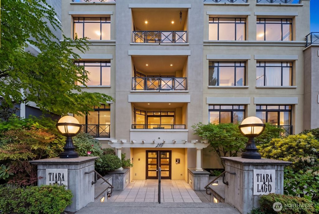 Photo of 210 Market Street #203, Kirkland, WA 98033 (MLS # 2515429)