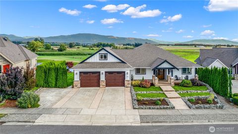 Photo of 1712 Spring Meadows Drive, Lynden, WA 98264 (MLS # 2441023)