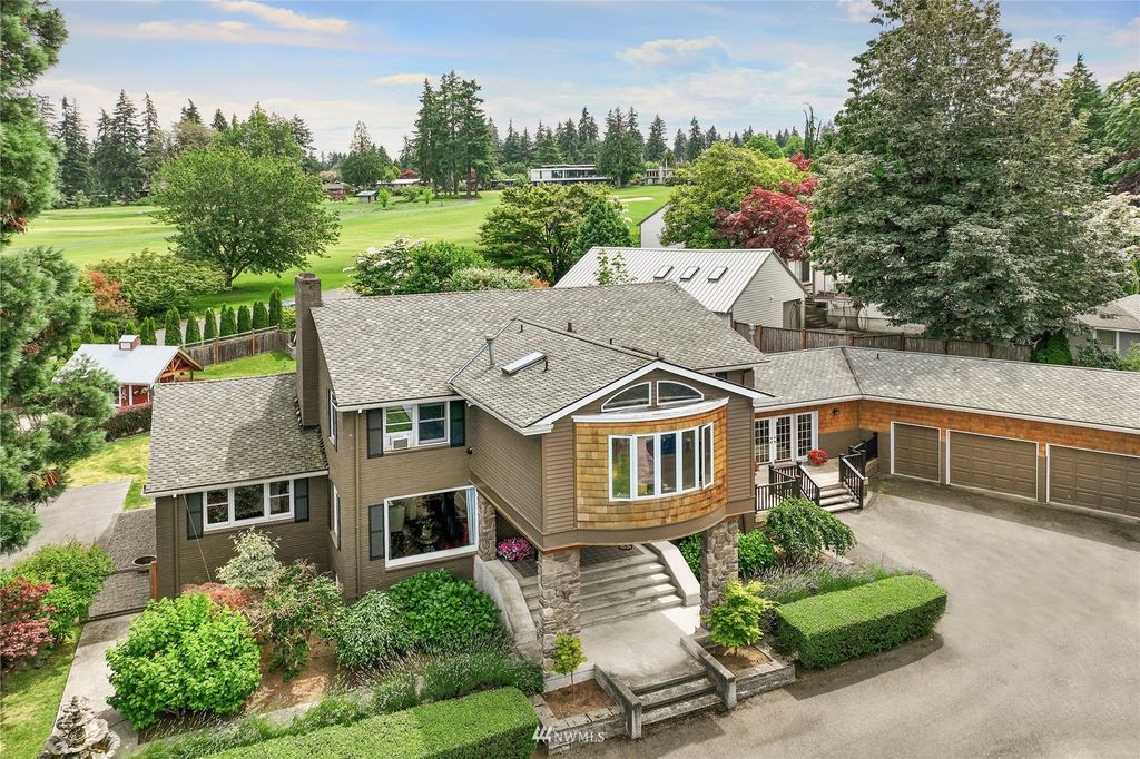 Photo of 16066 Inglewood Road NE, Kenmore, WA 98028 (MLS # 1973063)