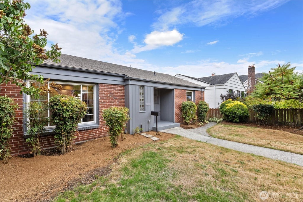 Photo of 3712 37th Avenue SW, Seattle, WA 98126 (MLS # 2579169)