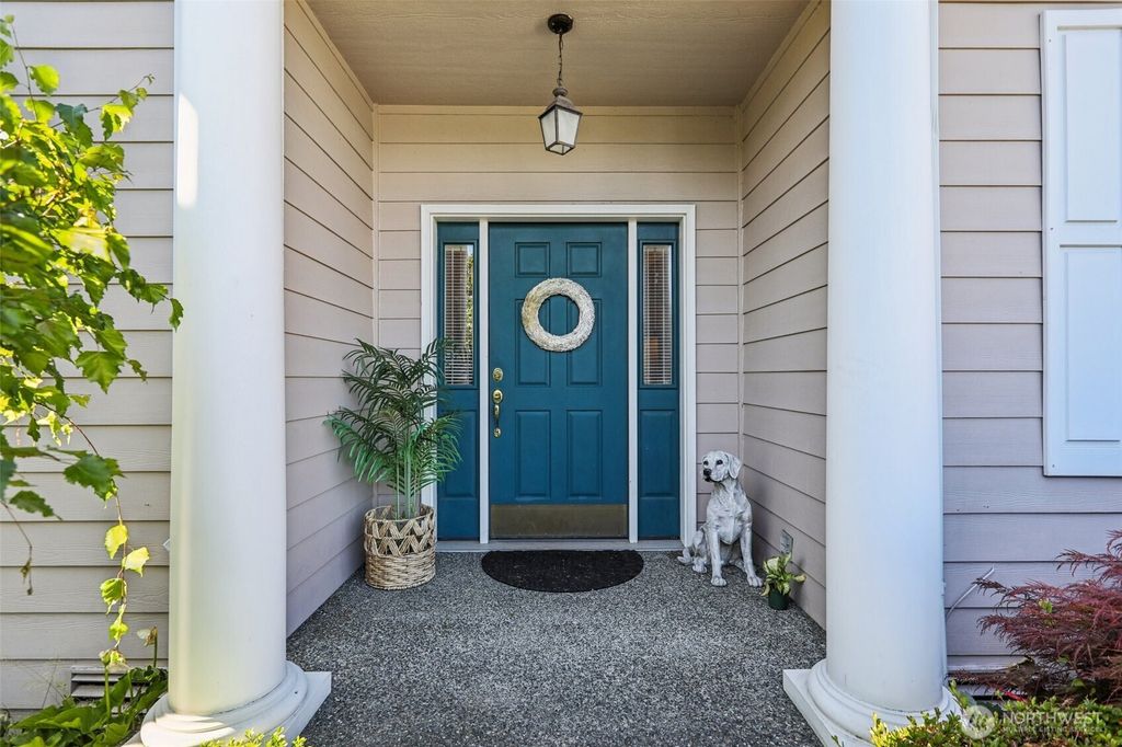 Photo of 708 SW 353rd Place, Federal Way, WA 98023 (MLS # 2415041)