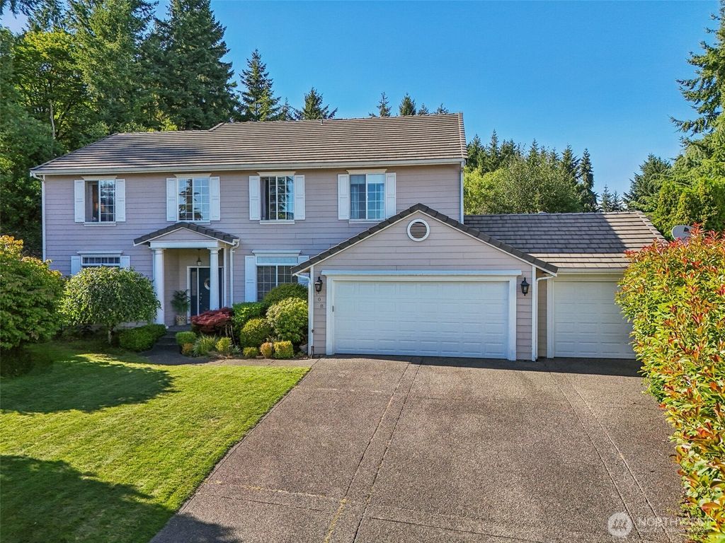 Photo of 708 SW 353rd Place, Federal Way, WA 98023 (MLS # 2415041)
