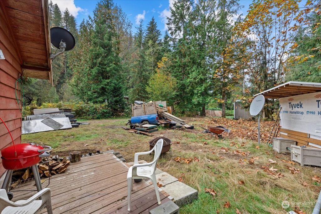 Photo of 52932 Riverside Road, Gold Bar, WA 98251 (MLS # 2302976)