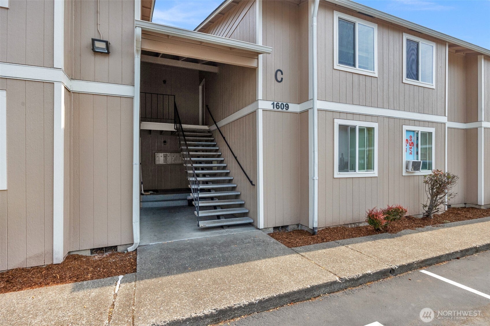 1609 Maple Lane C1-C8
