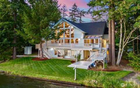 2516 214th Avenue E Lake Tapps WA 98391