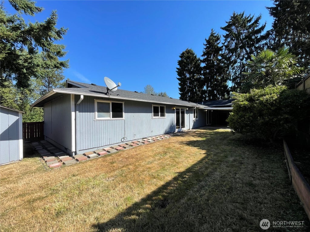 Photo of 12405 SE 270th Street, Kent, WA 98030 (MLS # 2579217)