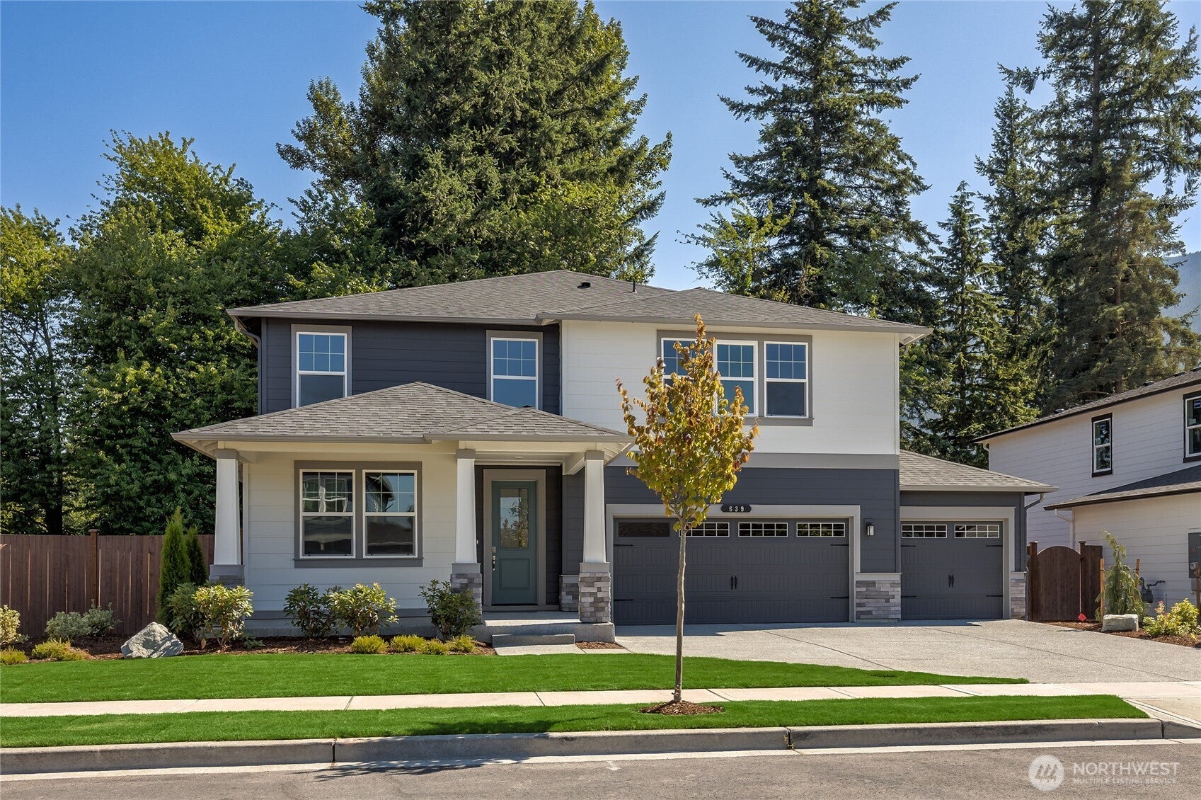 639 SE 12th Place 24