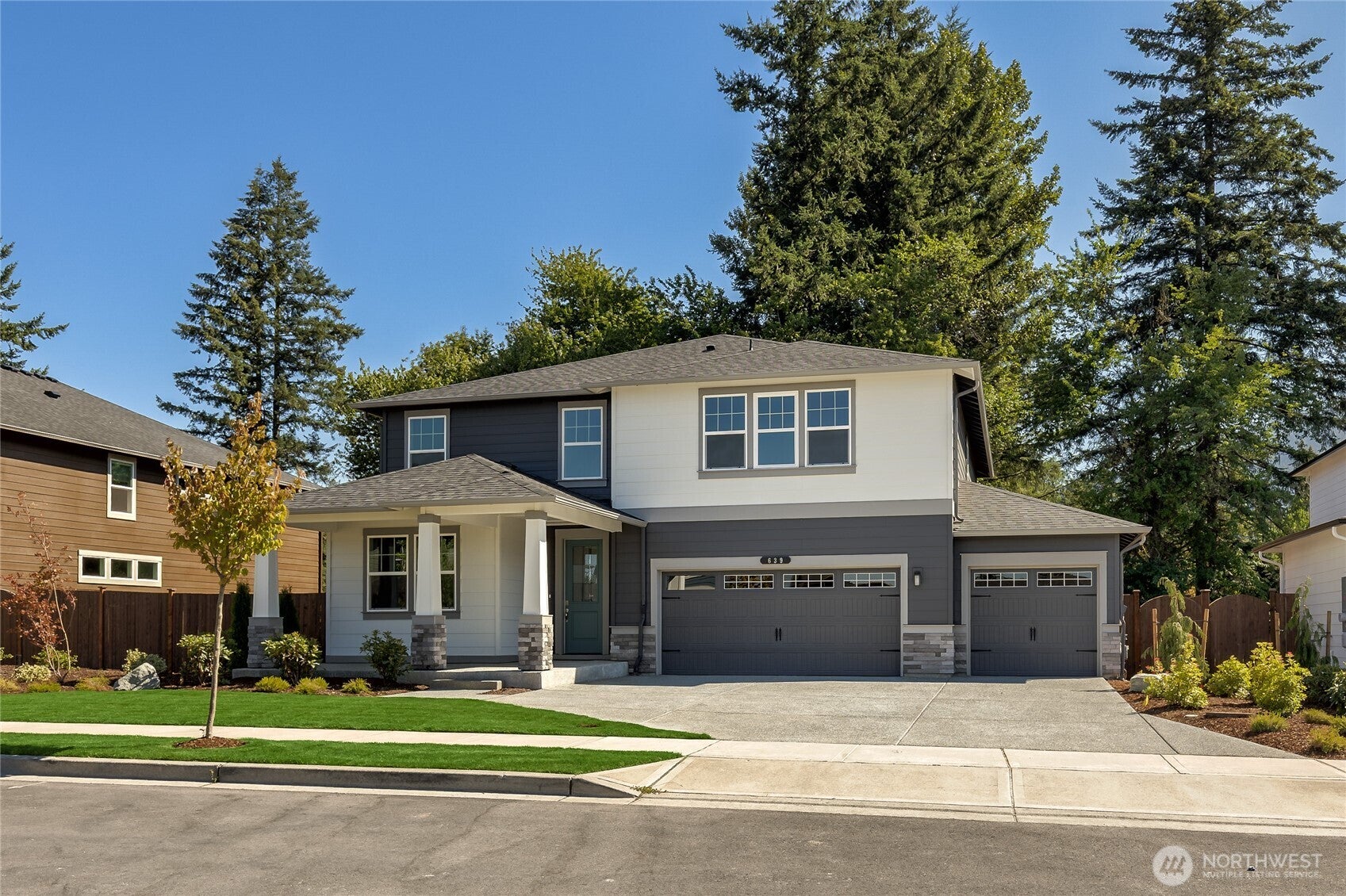 639 SE 12th Place 24