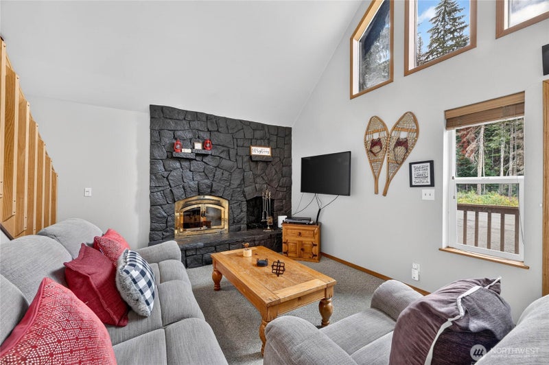 1051 Yellowstone