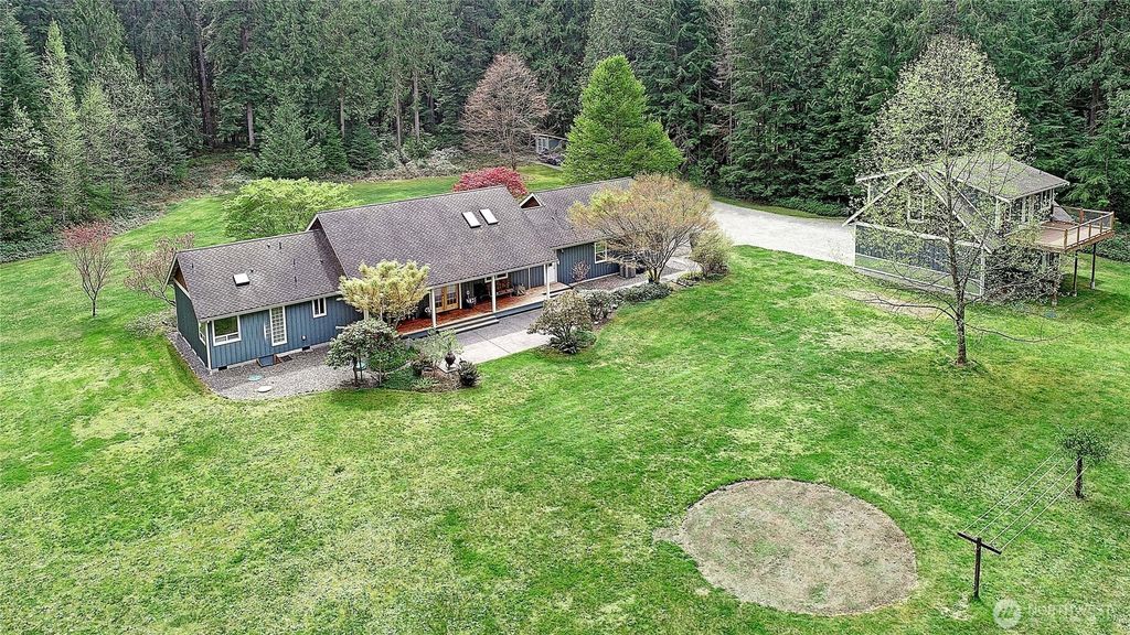 Photo of 12411 246th Street NE, Arlington, WA 98223 (MLS # 2514832)