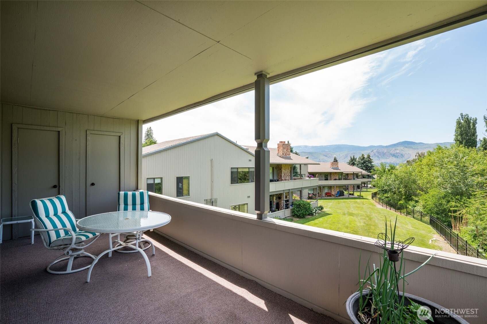 225 NE 19th Street 24