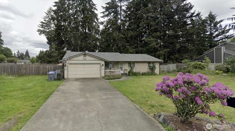 Photo of 17110 11th AVE Court E, Spanaway, WA 98387 (MLS # 2488438)