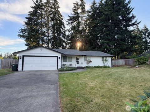 Photo of 17110 11th AVE Court E, Spanaway, WA 98387 (MLS # 2488438)
