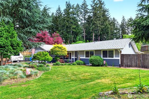 Photo of 12623 123rd Avenue E, Puyallup, WA 98374 (MLS # 2527563)