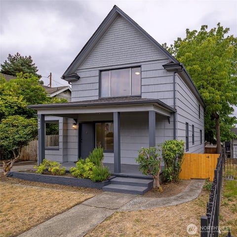 Photo of 1412 N Steele Street, Tacoma, WA 98406 (MLS # 2578510)