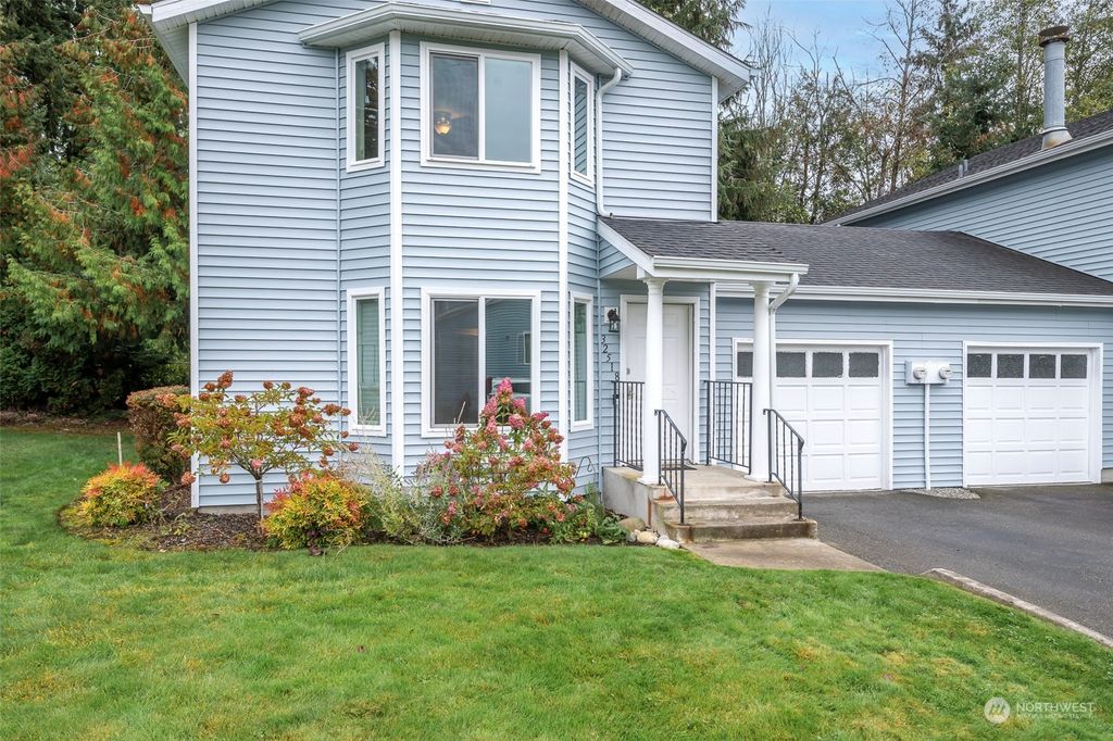 Photo of 32518 4th Place S #9A, Federal Way, WA 98003 (MLS # 2302734)