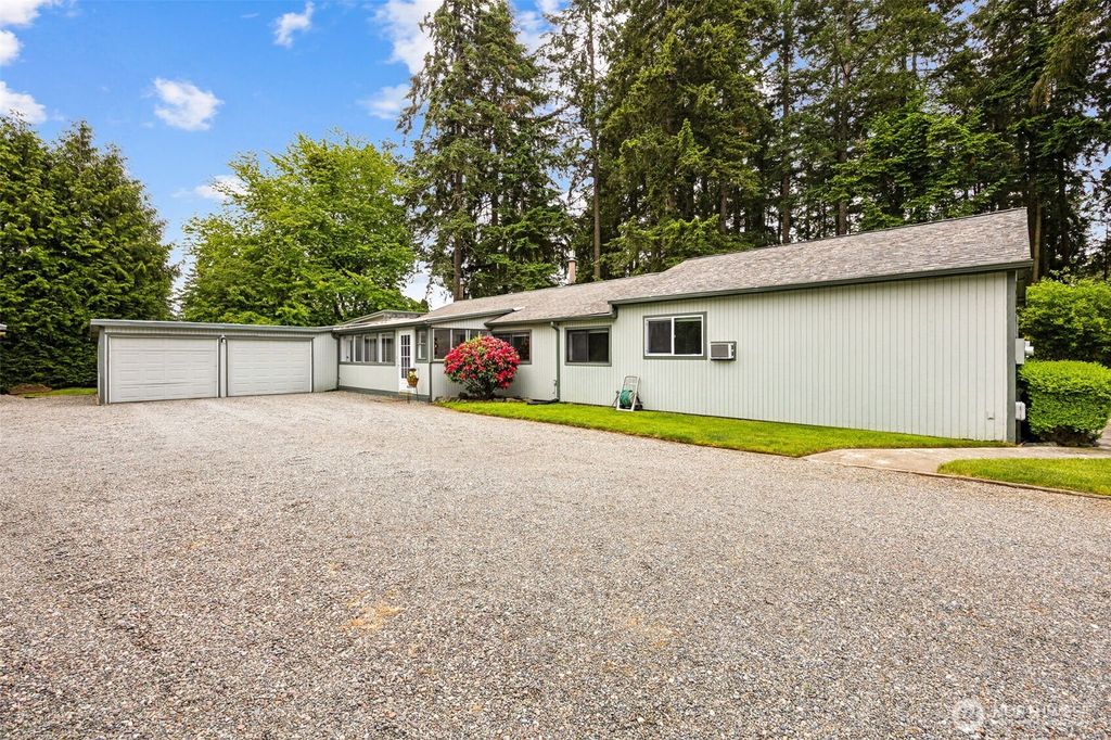 Photo of 18905 8th Avenue E, Spanaway, WA 98387 (MLS # 2521691)