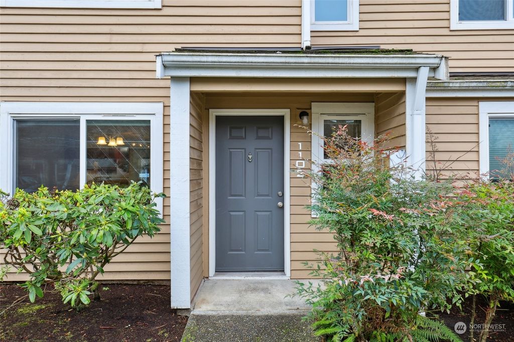 Photo of 23715 13th Place S #1102, Des Moines, WA 98198 (MLS # 2321236)