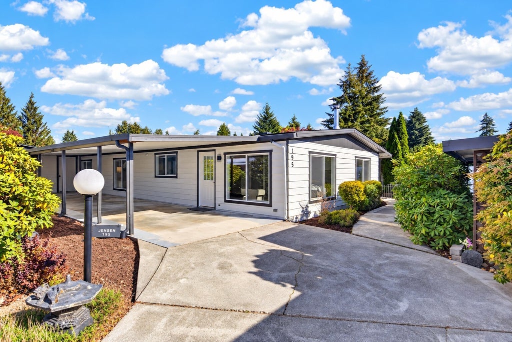 Photo of 201 Union Avenue SE #195, Renton, WA 98059 (MLS # 2596250)
